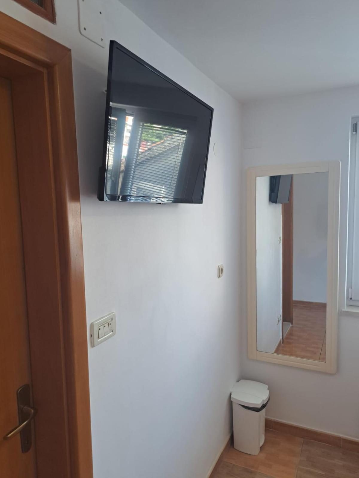 Apartmani Diki Makarska Habitación foto