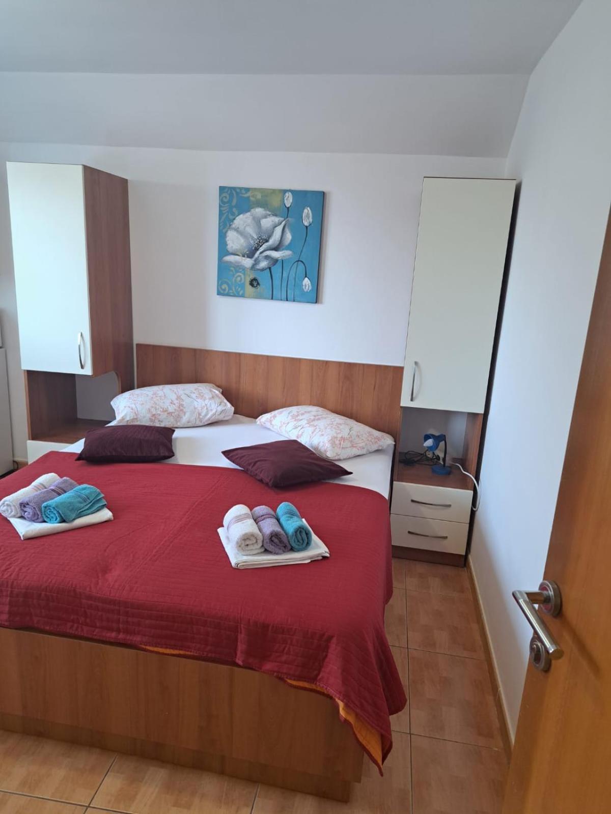 Apartmani Diki Makarska Exterior foto