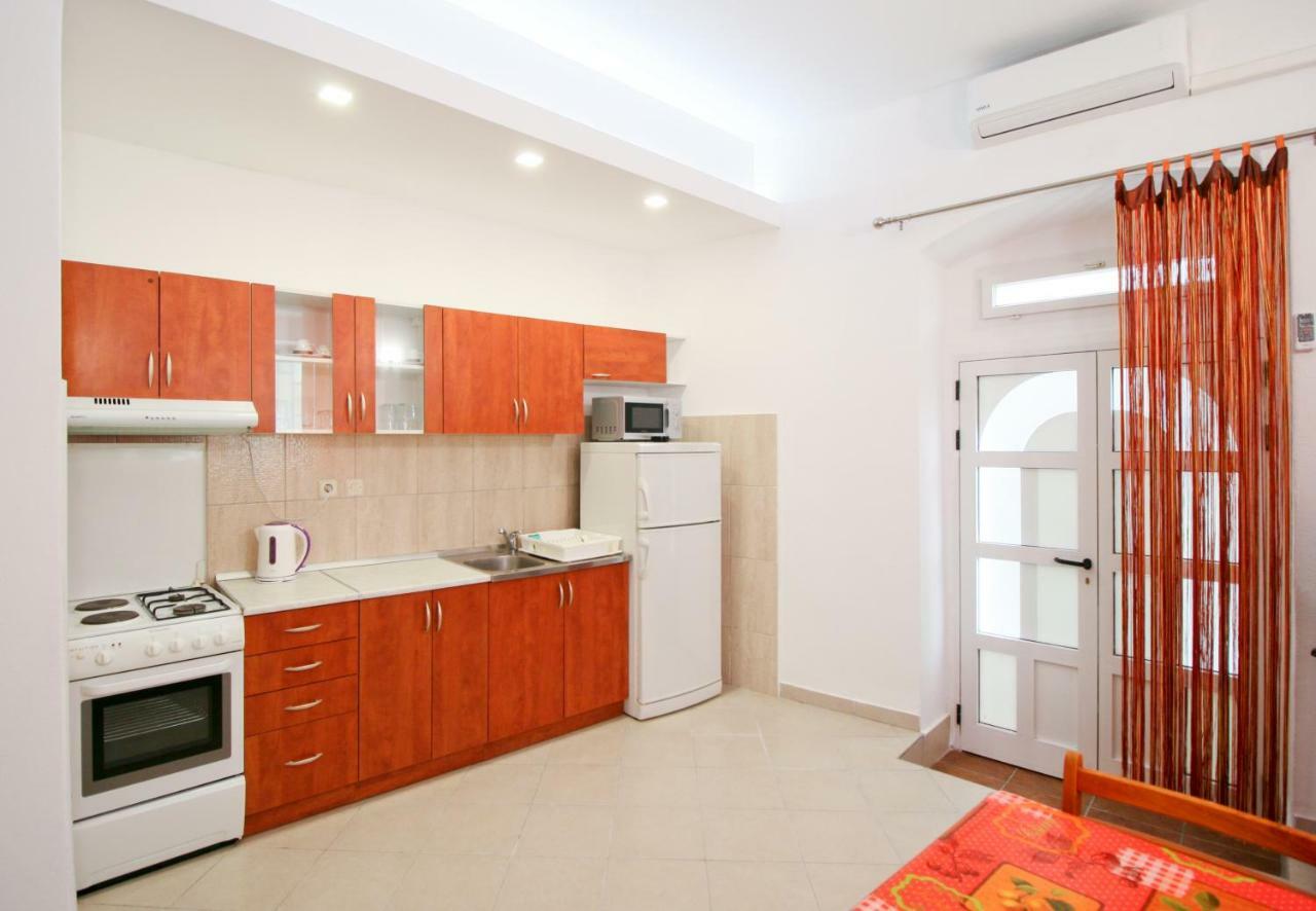 Apartmani Diki Makarska Exterior foto