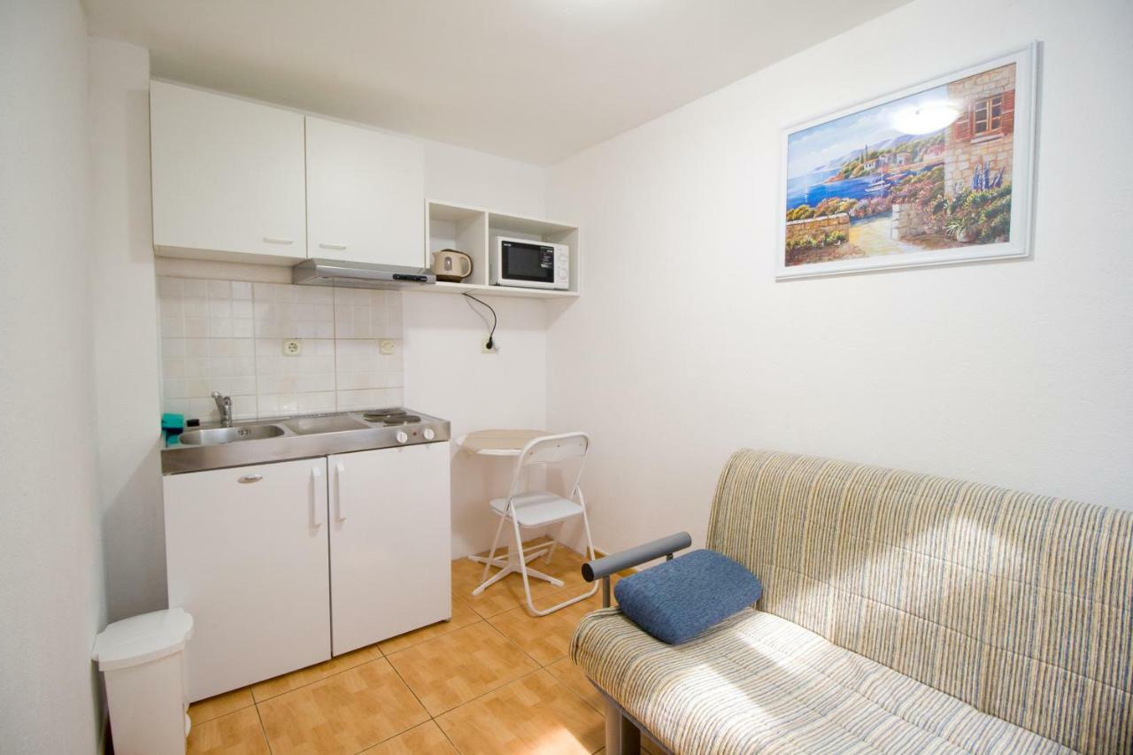 Apartmani Diki Makarska Exterior foto