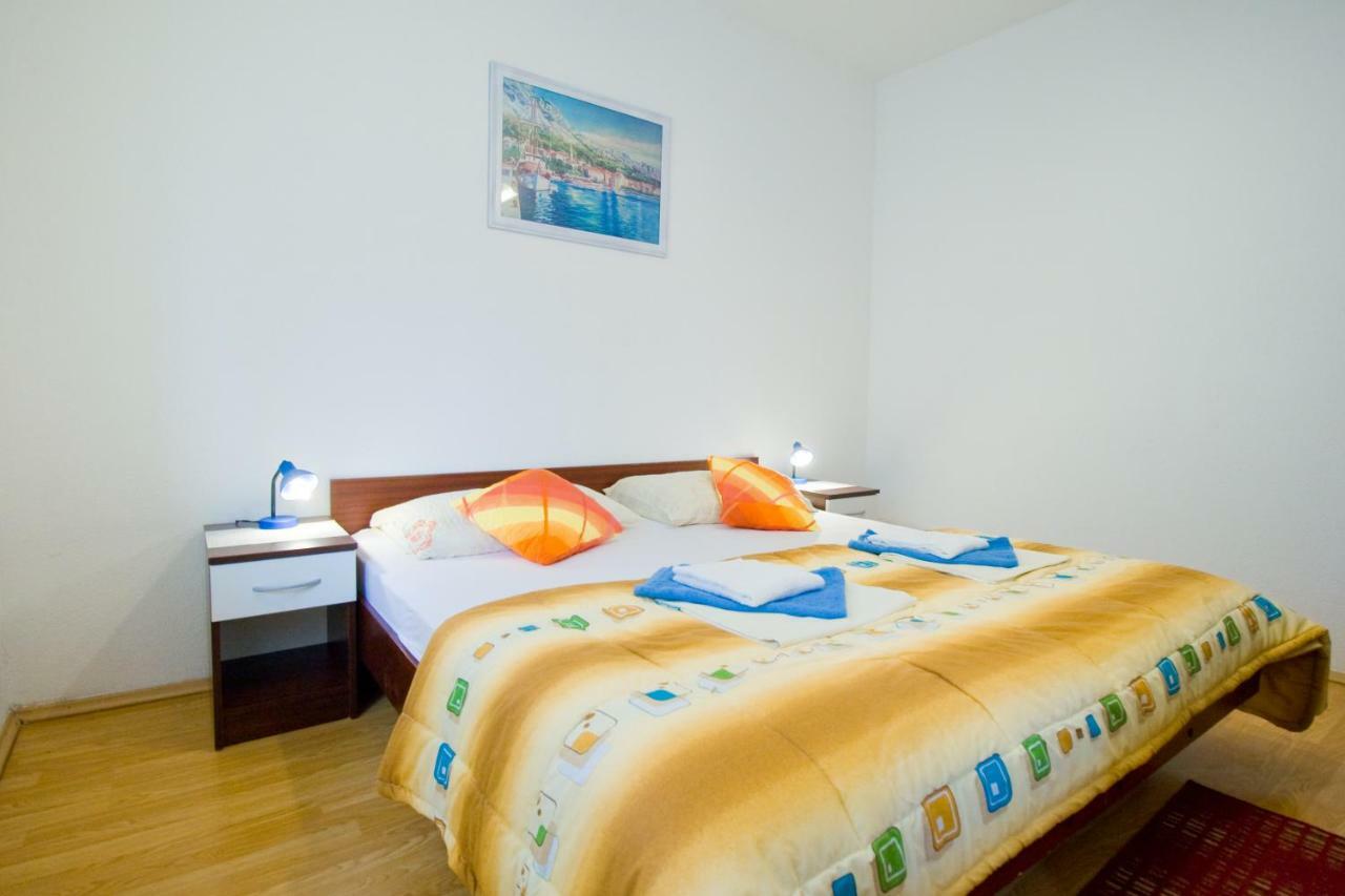 Apartmani Diki Makarska Exterior foto